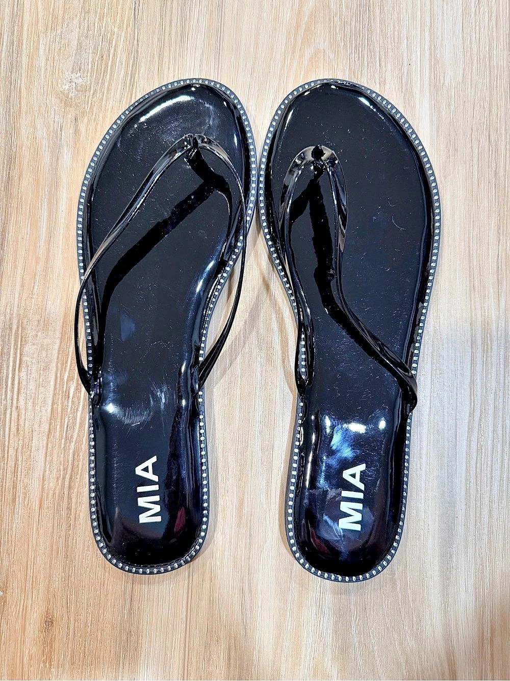 MIA Aster Thong Sandal Black Embellished Thong Sandals US 10M